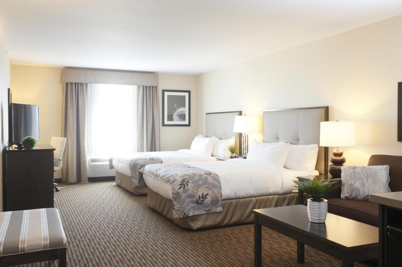 Pomeroy & At College Hotel 3*