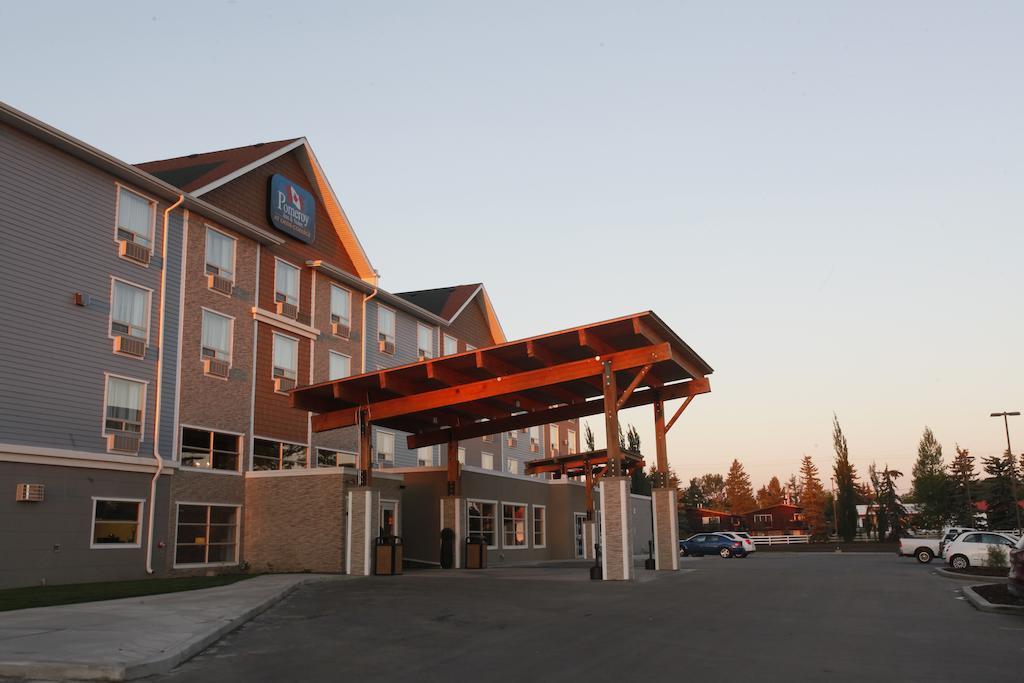 Hotel Pomeroy & At College Olds