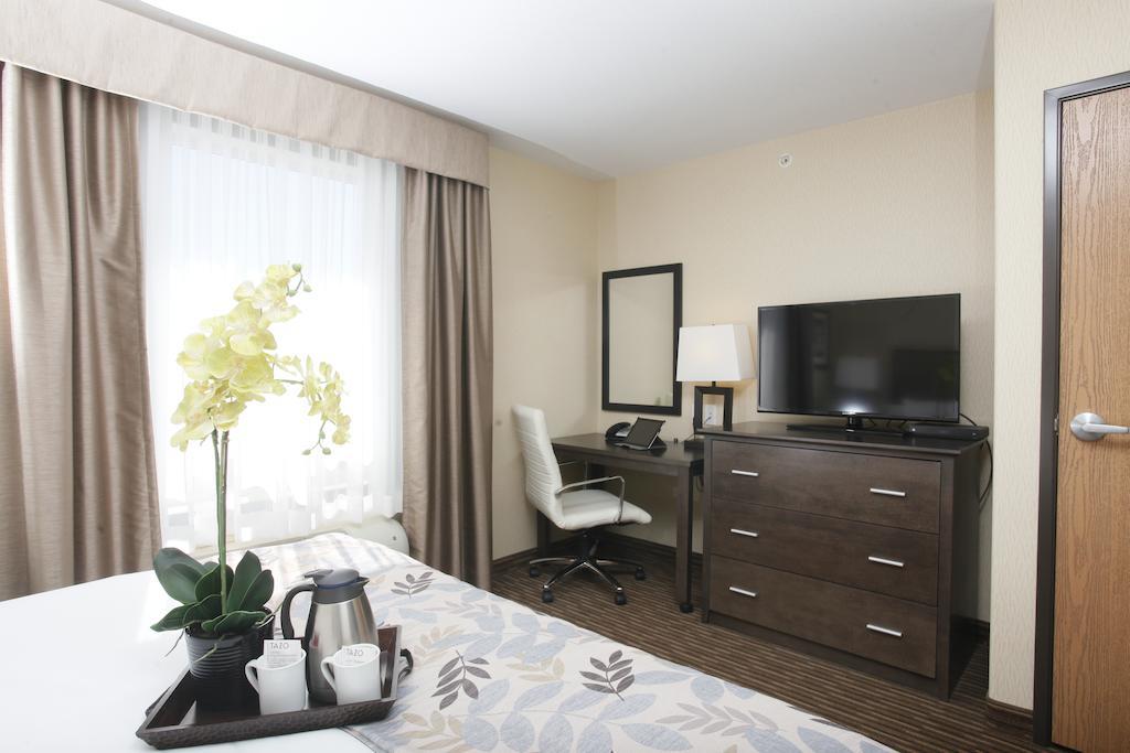Hotel Pomeroy & At College 3*