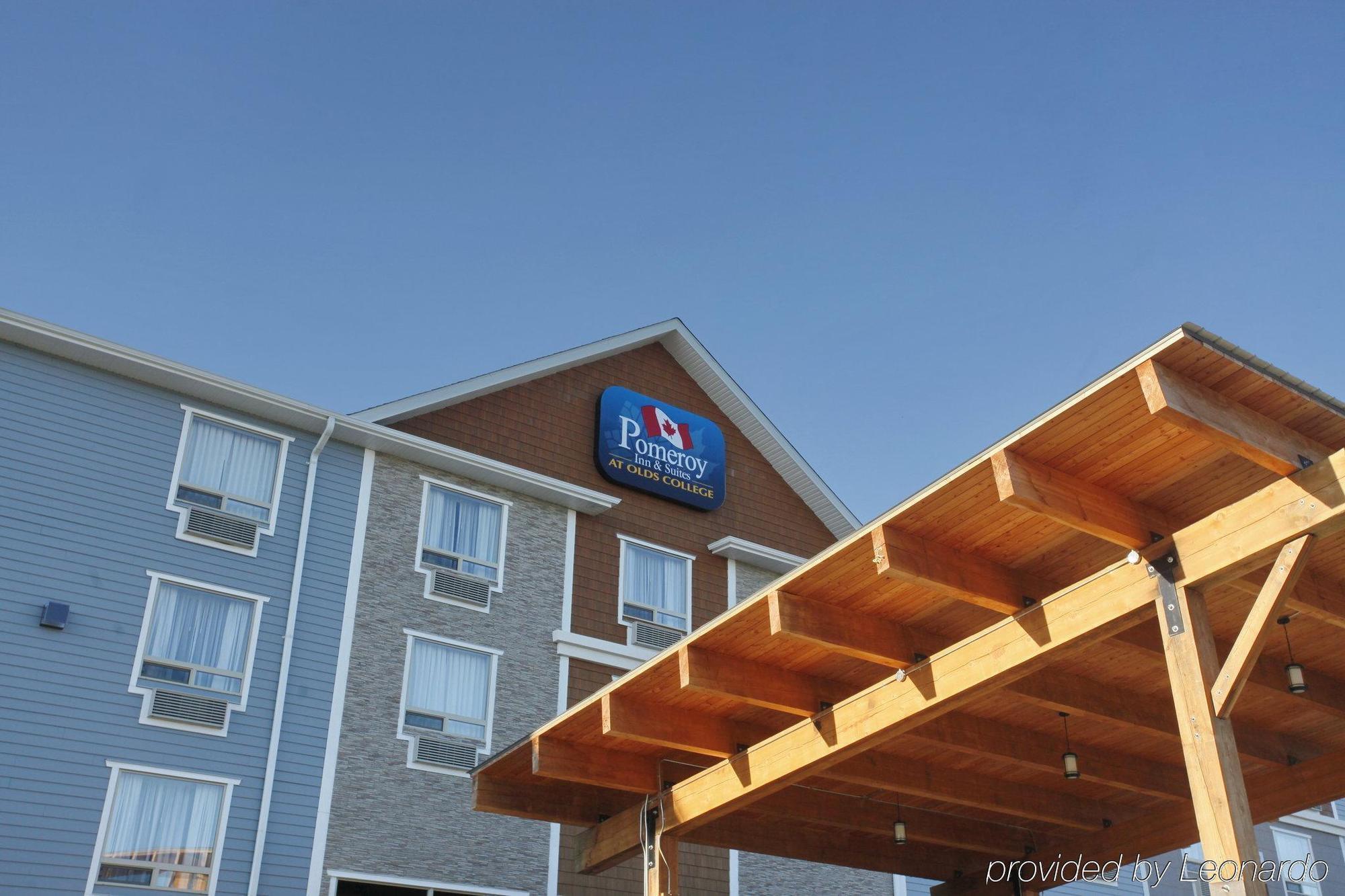 Pomeroy & At College Hotel Olds